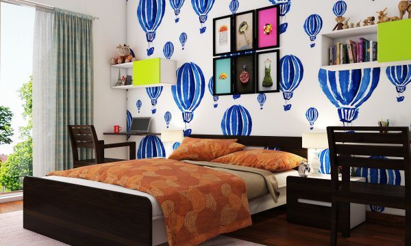 blue balloons boy's bedroom
