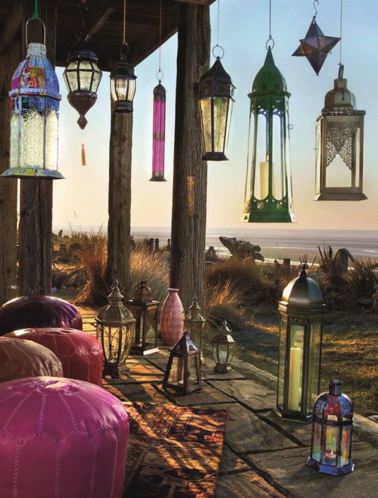 A variety of Moroccan lamps
