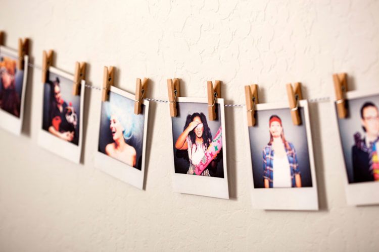 diy polaroid gallery