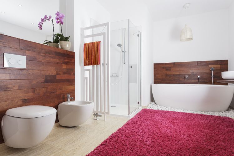 bathtub-red-rug-bathroom-flowers-shower-wood