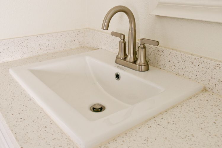 7 Types of Countertops For Bathrooms