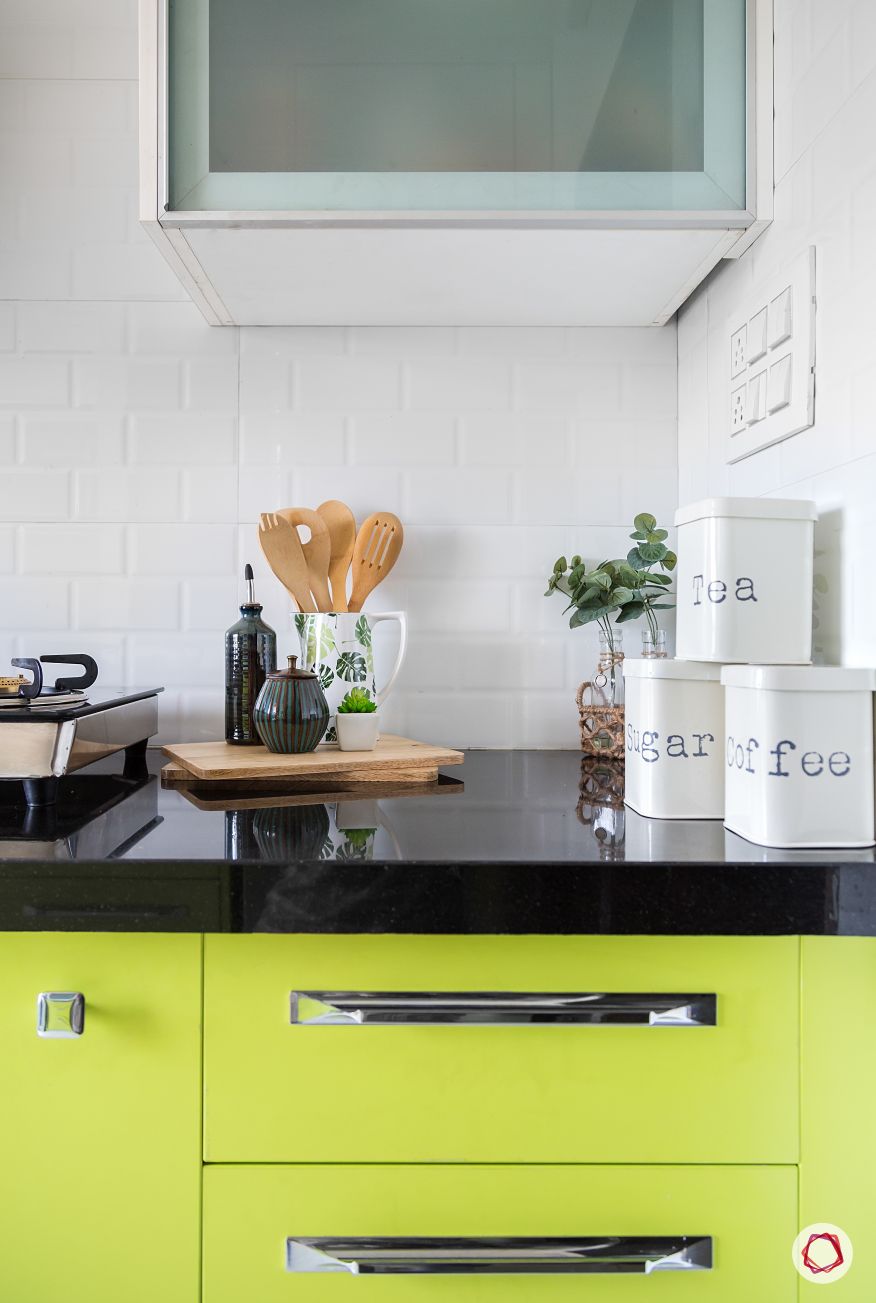 yellow-kitchen-cabinets