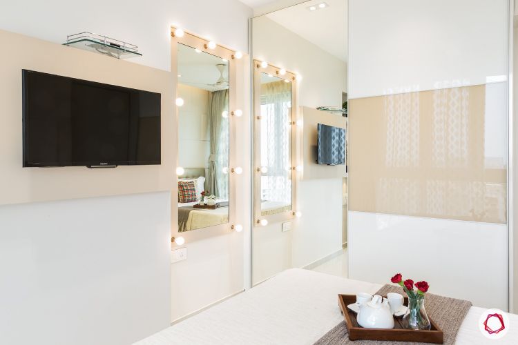 vanity-room-mirror-lights-wardrobe-TV