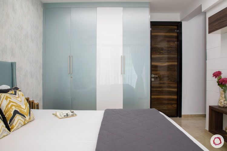 Small home design_master bedroom wardrobe