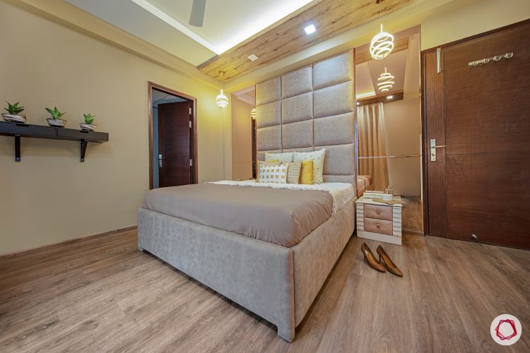 bright-and-beautiful-bedroom-lamp