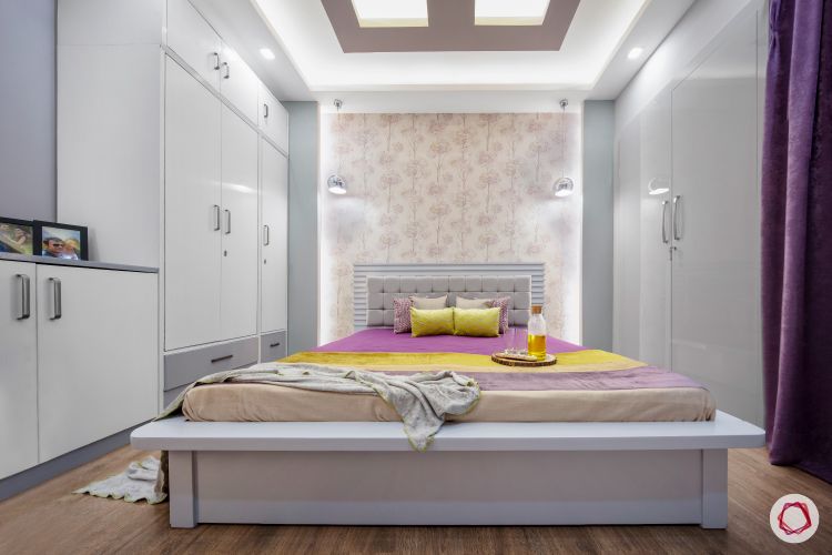 bright-and-beautiful-pearly-white-bedroom