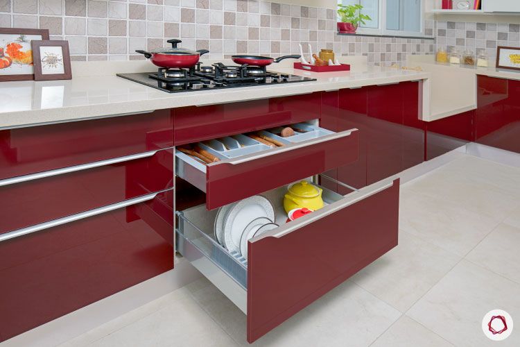 kitchen-storage-drawers-red-wine