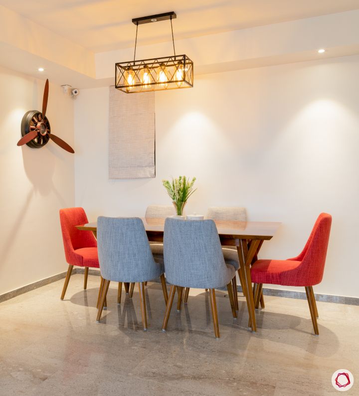 spotlights in dining room