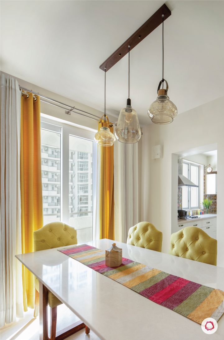 4BHK-plan-dining-room-curtains1