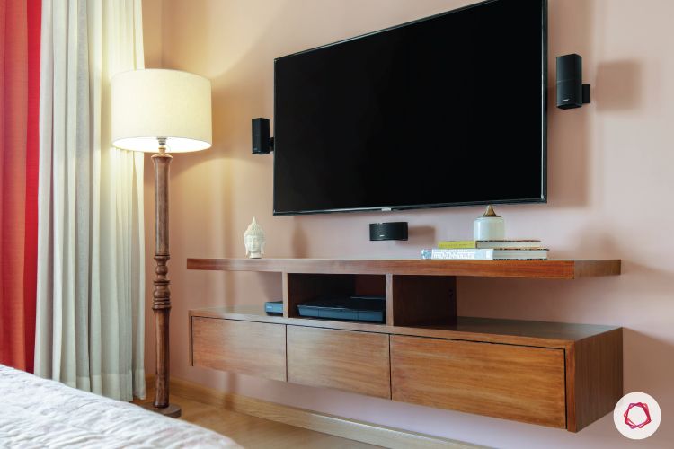 4BHK-plan-master-bedroom-TV