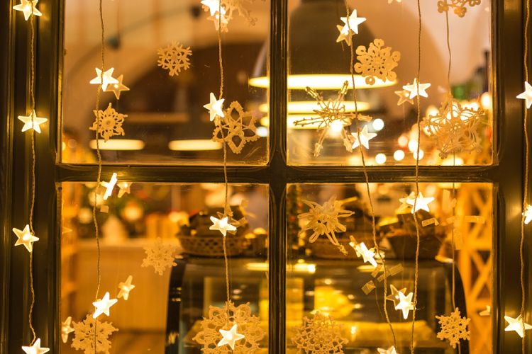 christmas decoration ideas window