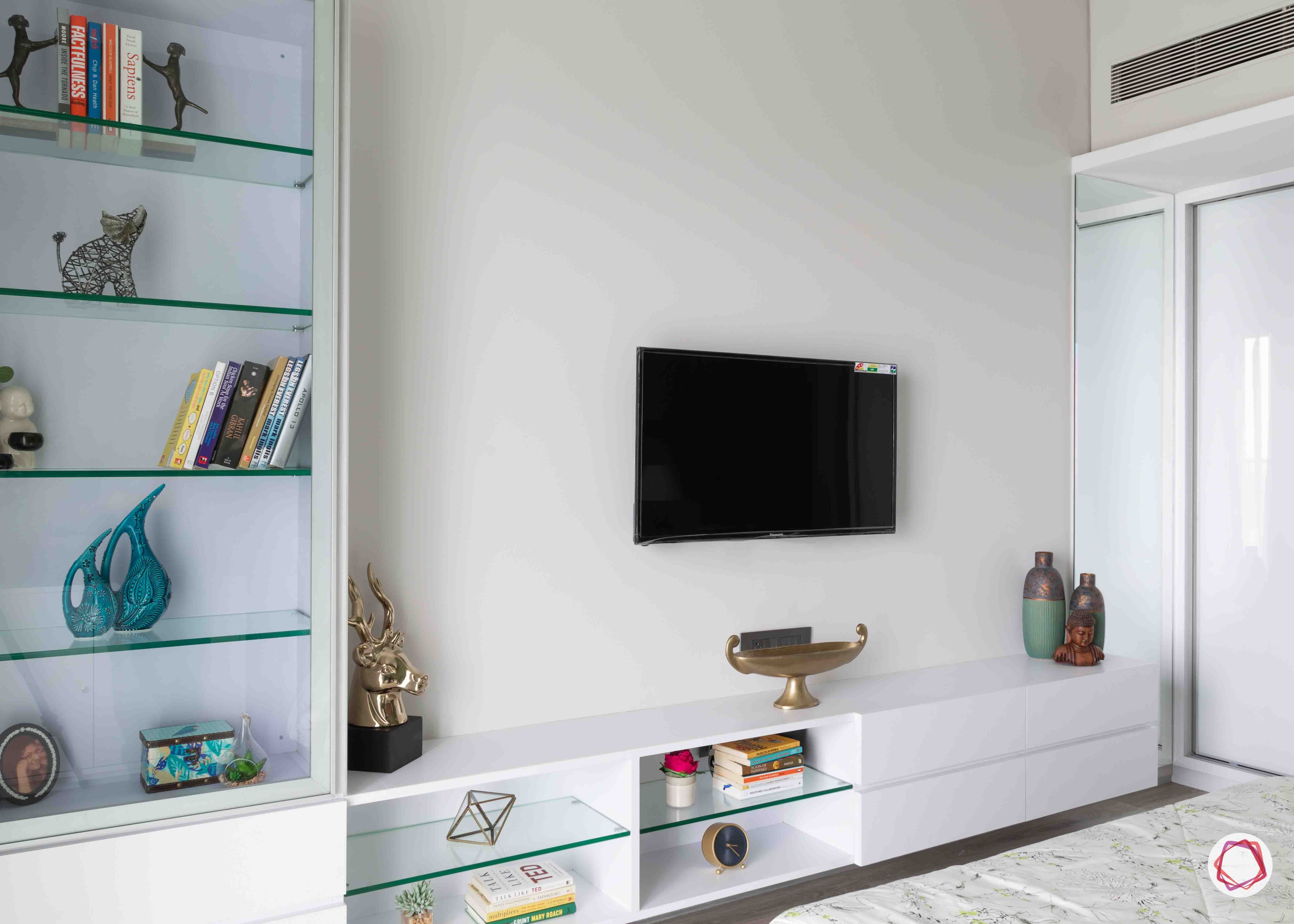 apartment-design-minimal-tv-unit-glass-book-racks