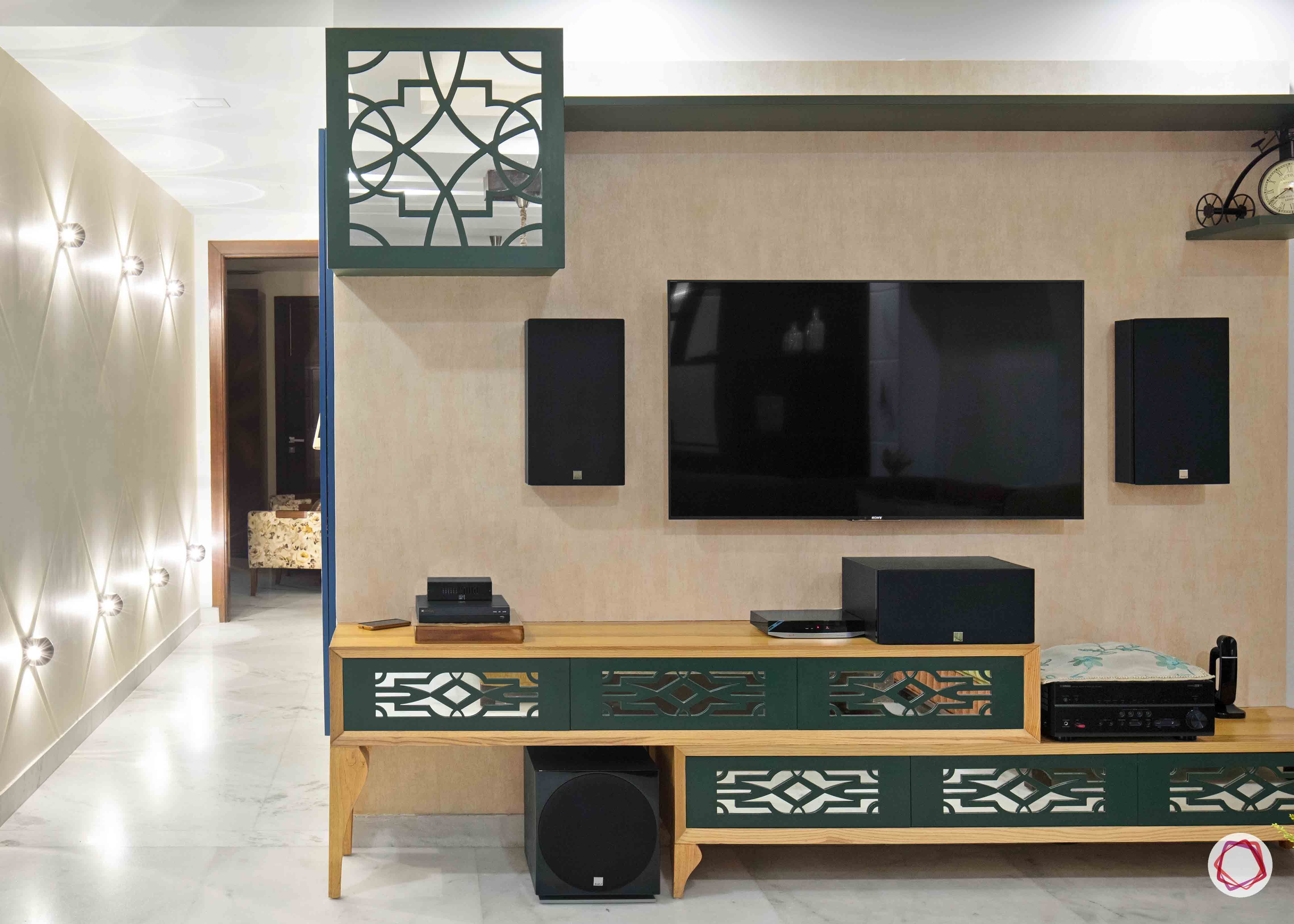 Flats in Delhi_lounge area tv unit