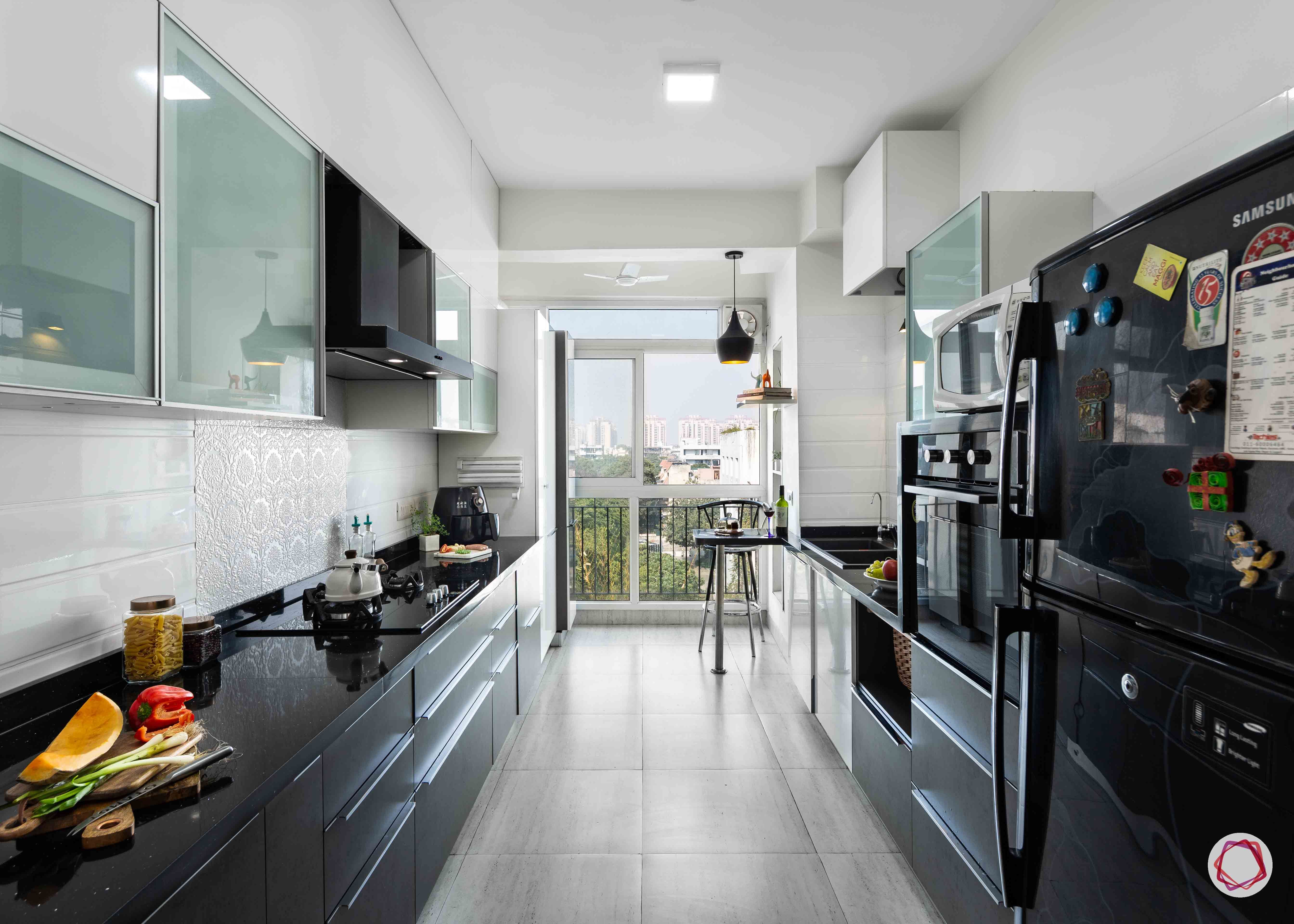 Modern kitchen design_full kitchen view
