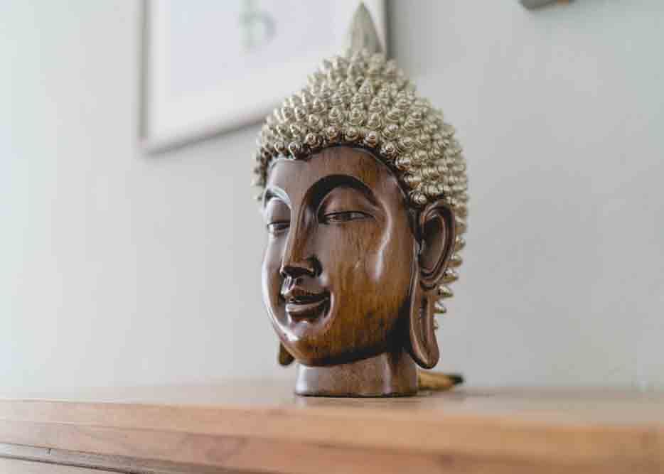 Buddha Statue for Home Decor: How to Choose & Where to Display