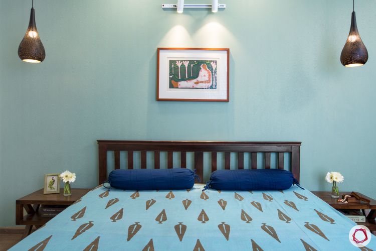 wall paint colours-indian bedroom design-light blue wall-wooden bed