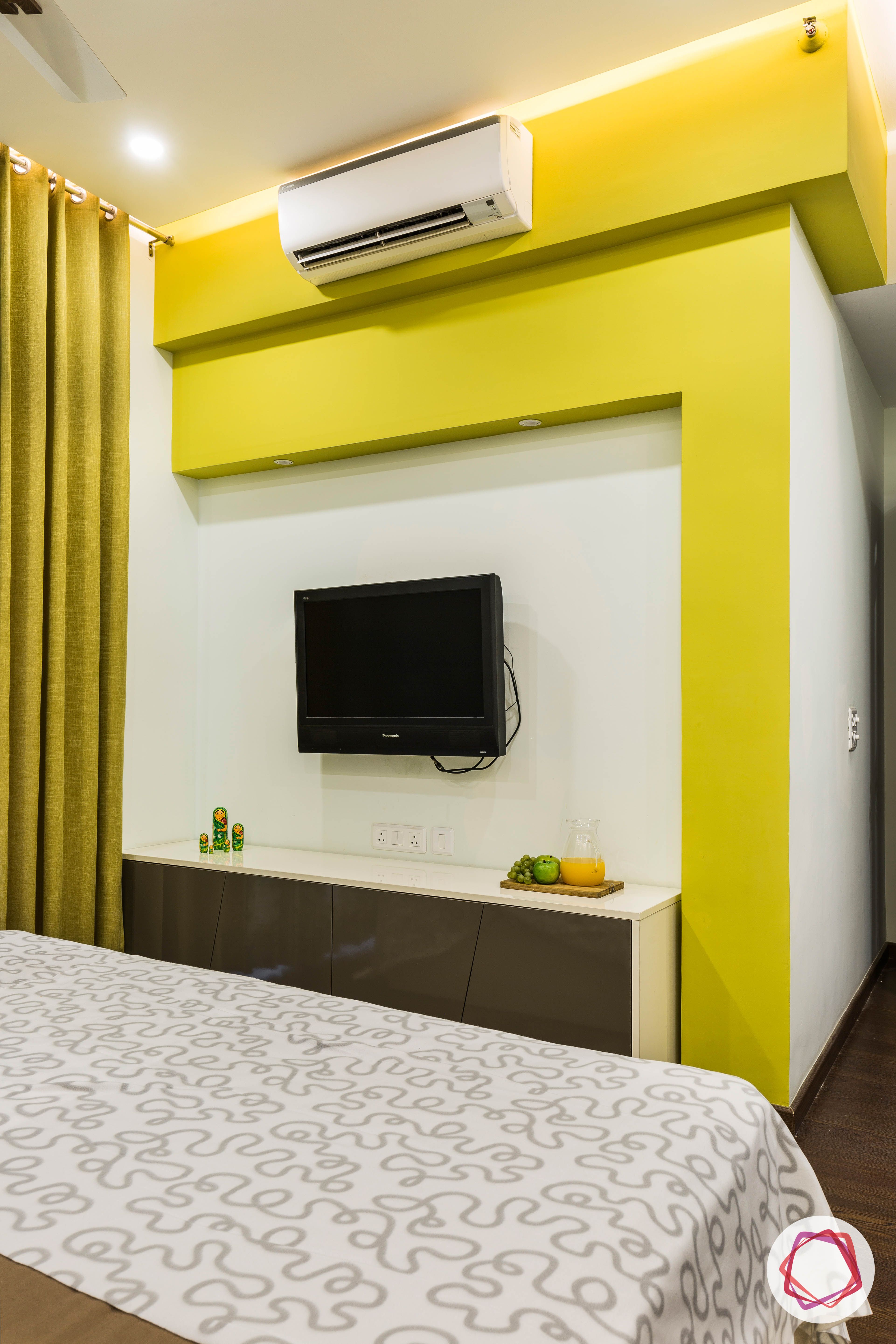 flat interior design-floral master bedroom-tv unit-high gloss laminate-grey white cabinet
