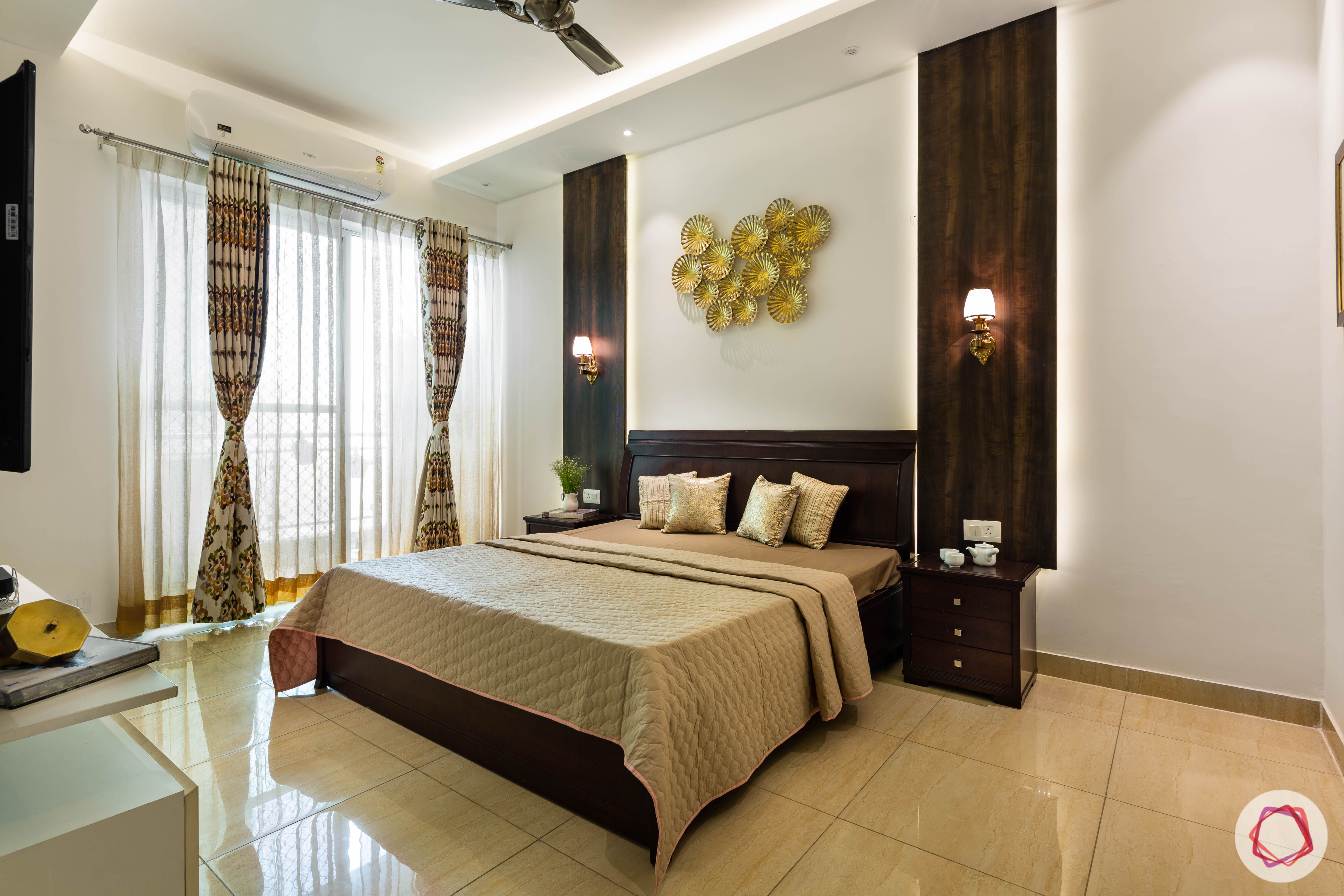 3 bhk flat-master bedroom-full room-wooden tones-veneer panels
