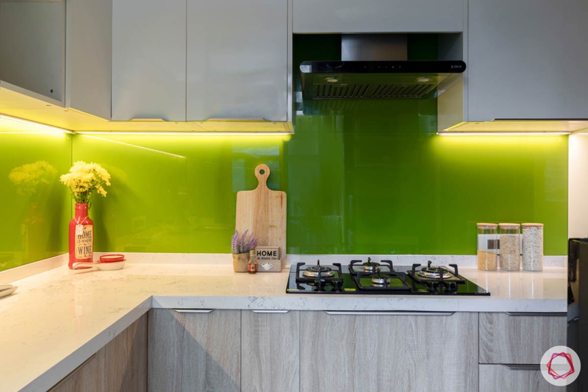 wall-tiles-design-back-painted-glass-lime-green-white-counter-cabinets