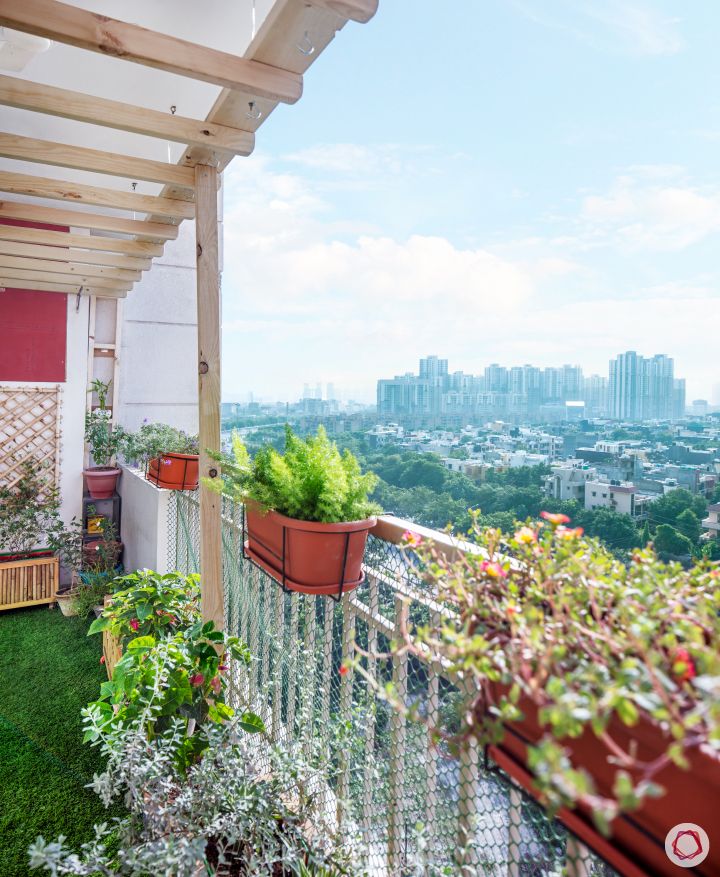 sunworld-vanalika-balcony-railing-planters