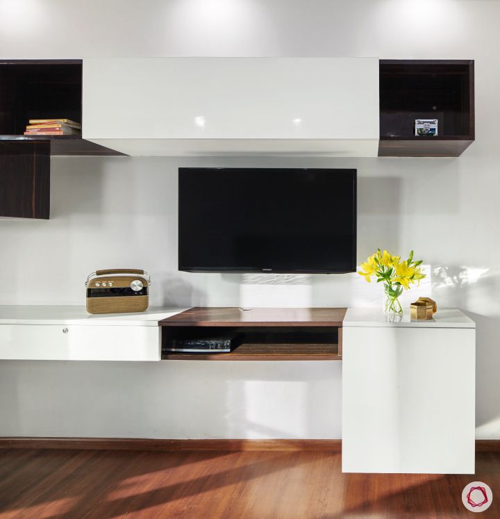 sunworld-vanalika-master-bedroom-tv-unit-laminate-tv-unit-handleless-shutters