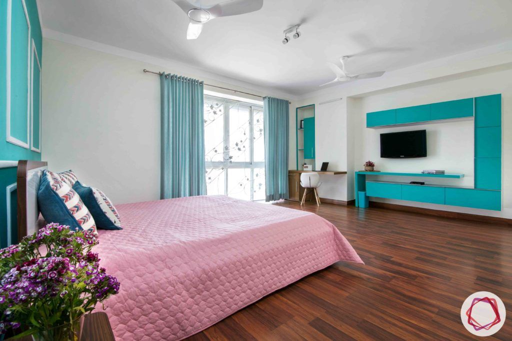 bedroom-girl-teal-wall-jali-wooden-floor-TV