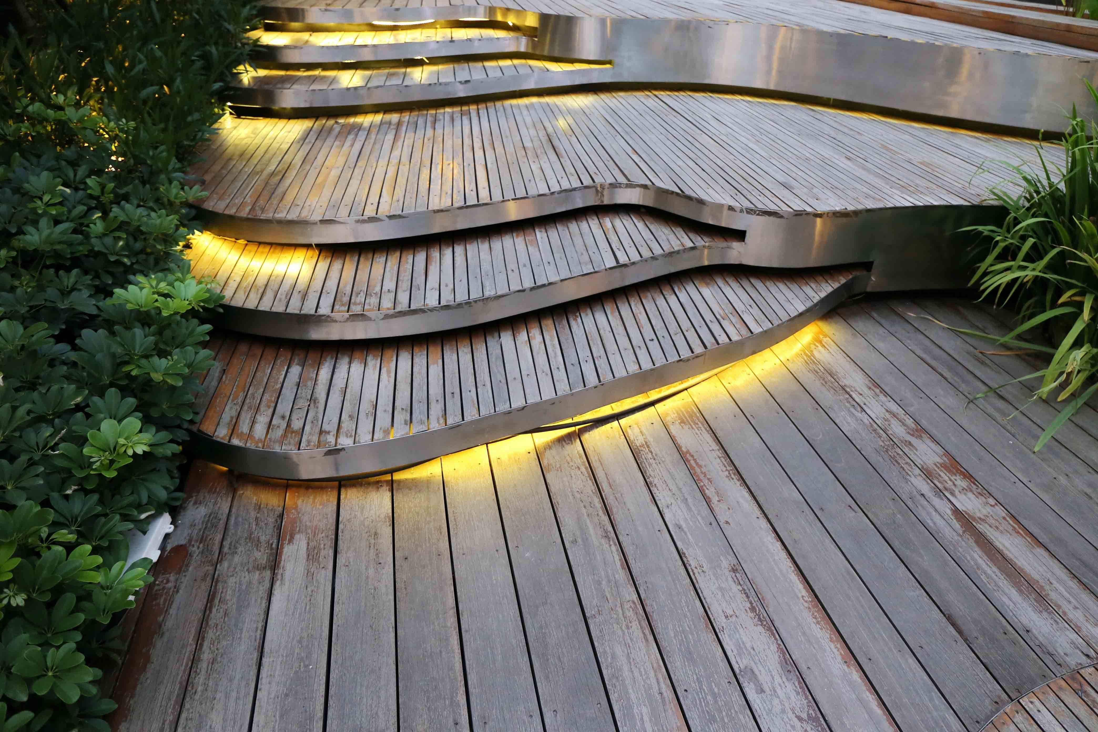 garden lights-hazard light-floor led light-wooden flooring