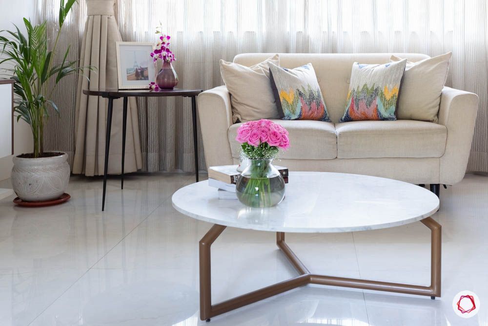 modern house images-living room-cream loveseat-modern centre table-side table