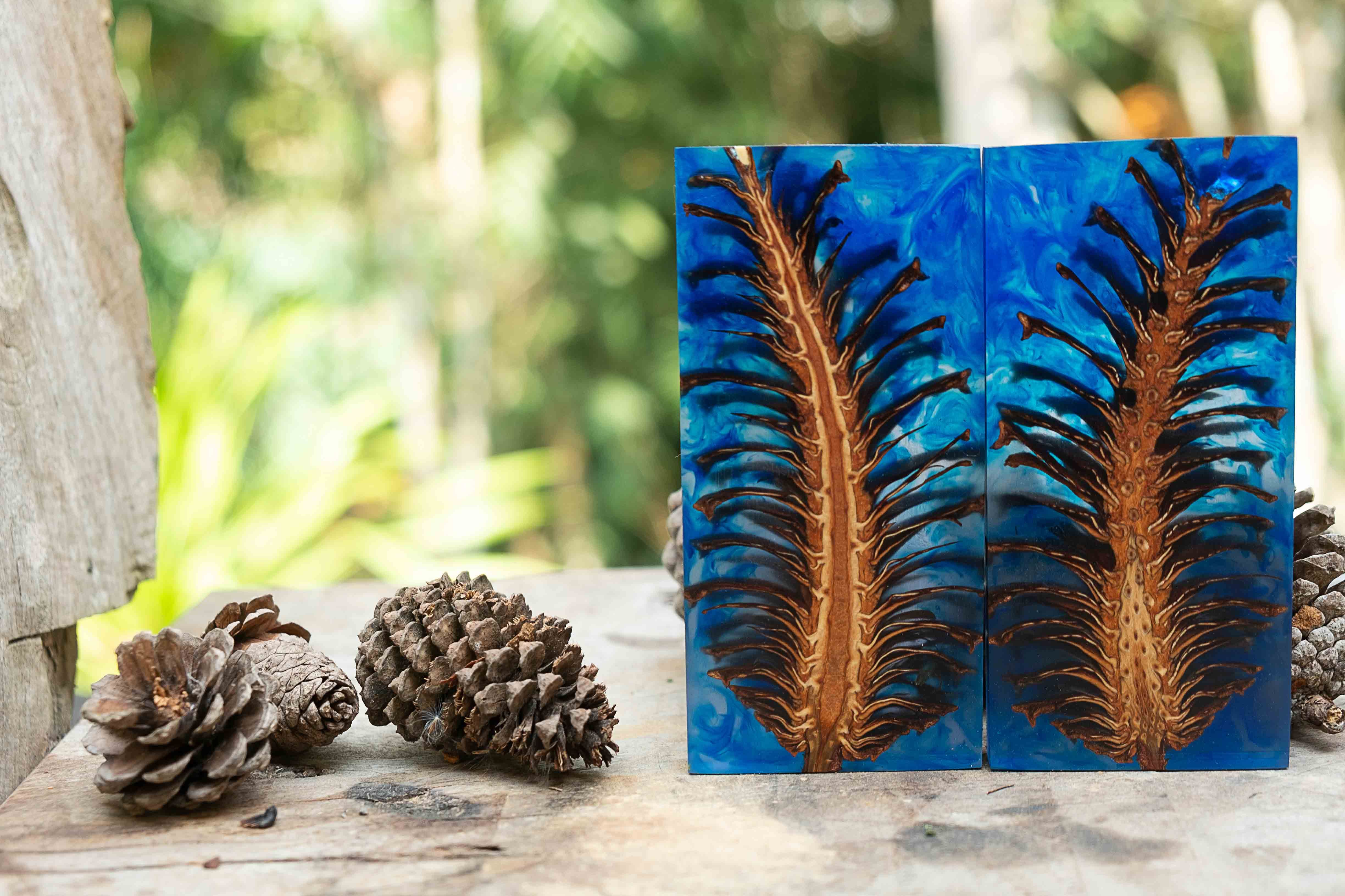 resin-art-wall-hanging-blue-pine