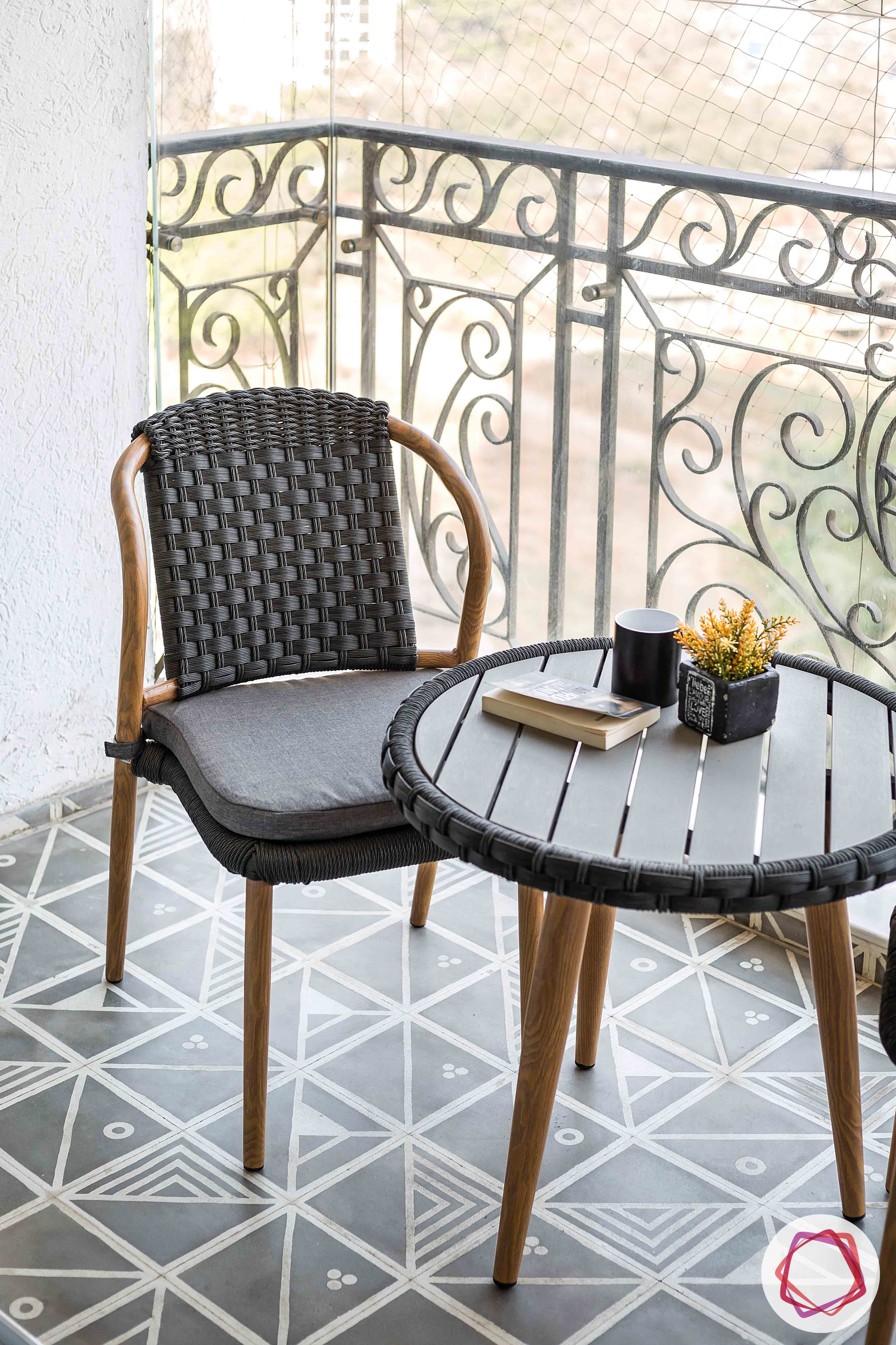 Contemporary deals balcony furniture