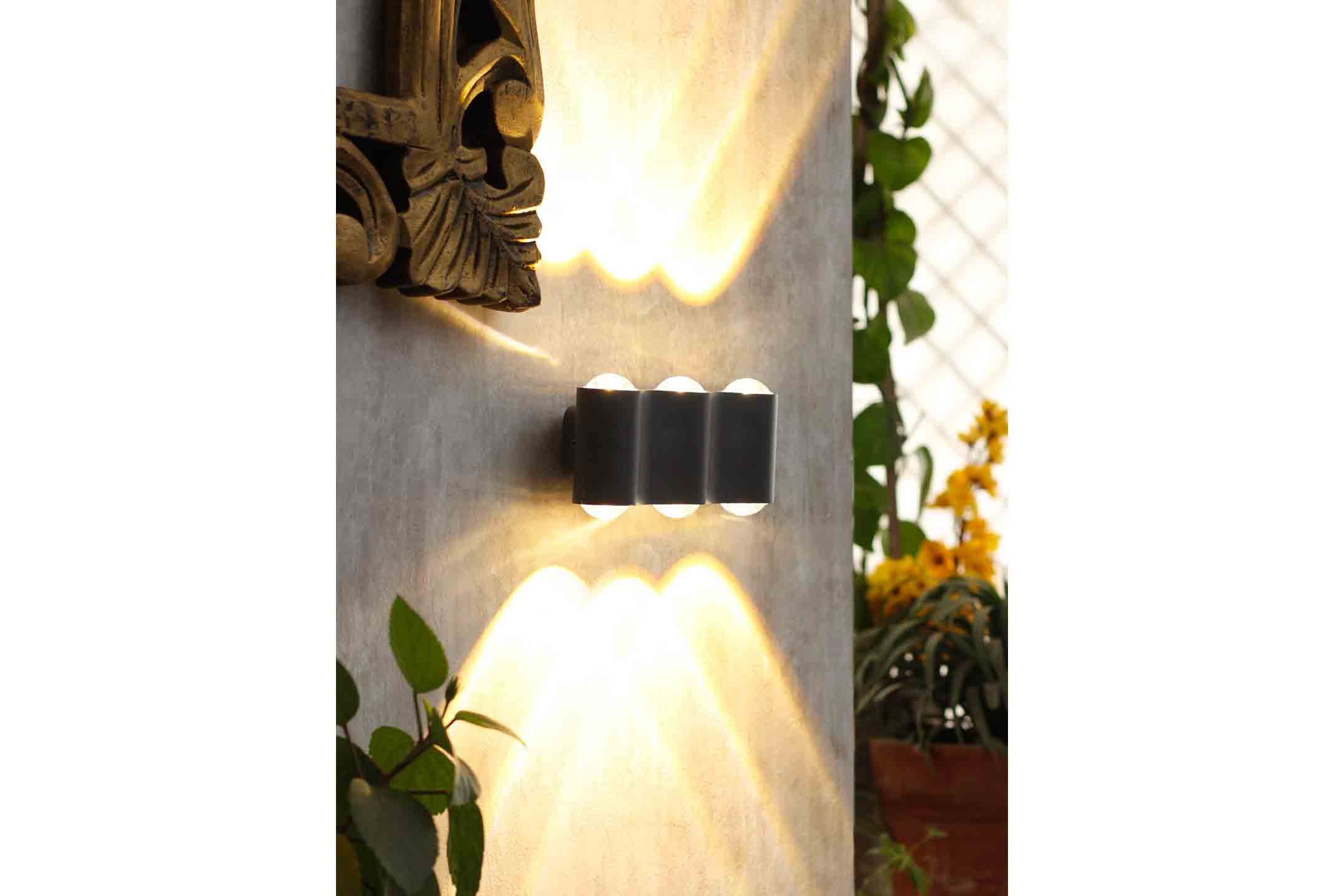 modern balcony design-wall lights-wall sconces-modern balcony lights