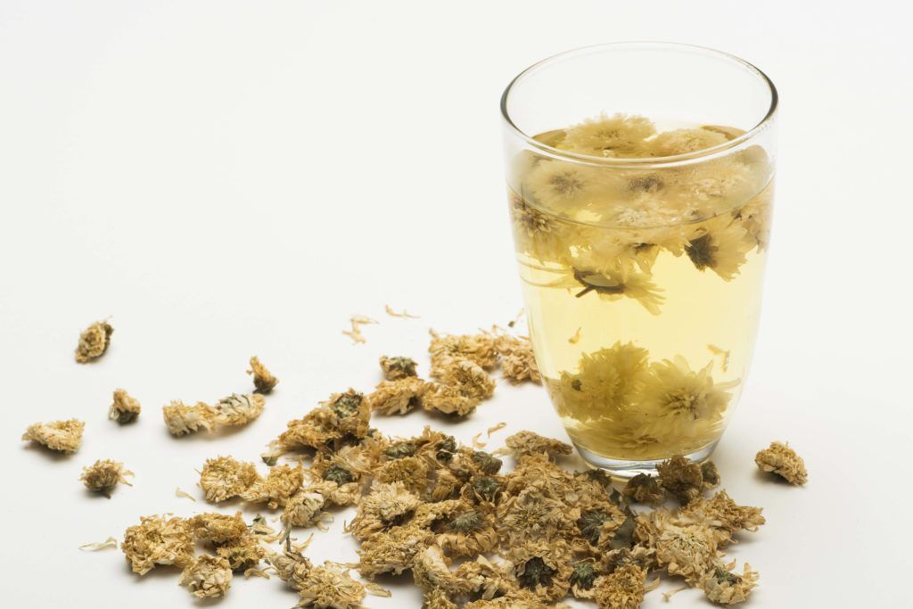 natural pesticides-chrysanthemum tea