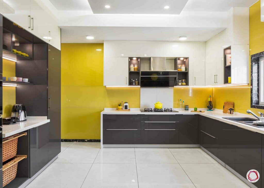 lacquered glass-kitchen walls