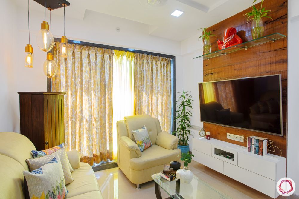 2-bhk-in-mumbai-living-room-beige-sofas