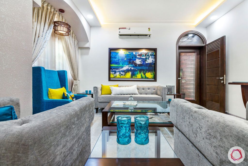 house-renovation-living-room-sofas-balcony