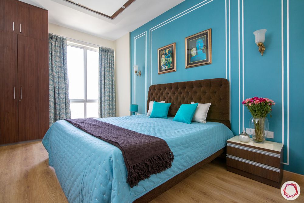 pioneer presidia-blue walls-brown bed