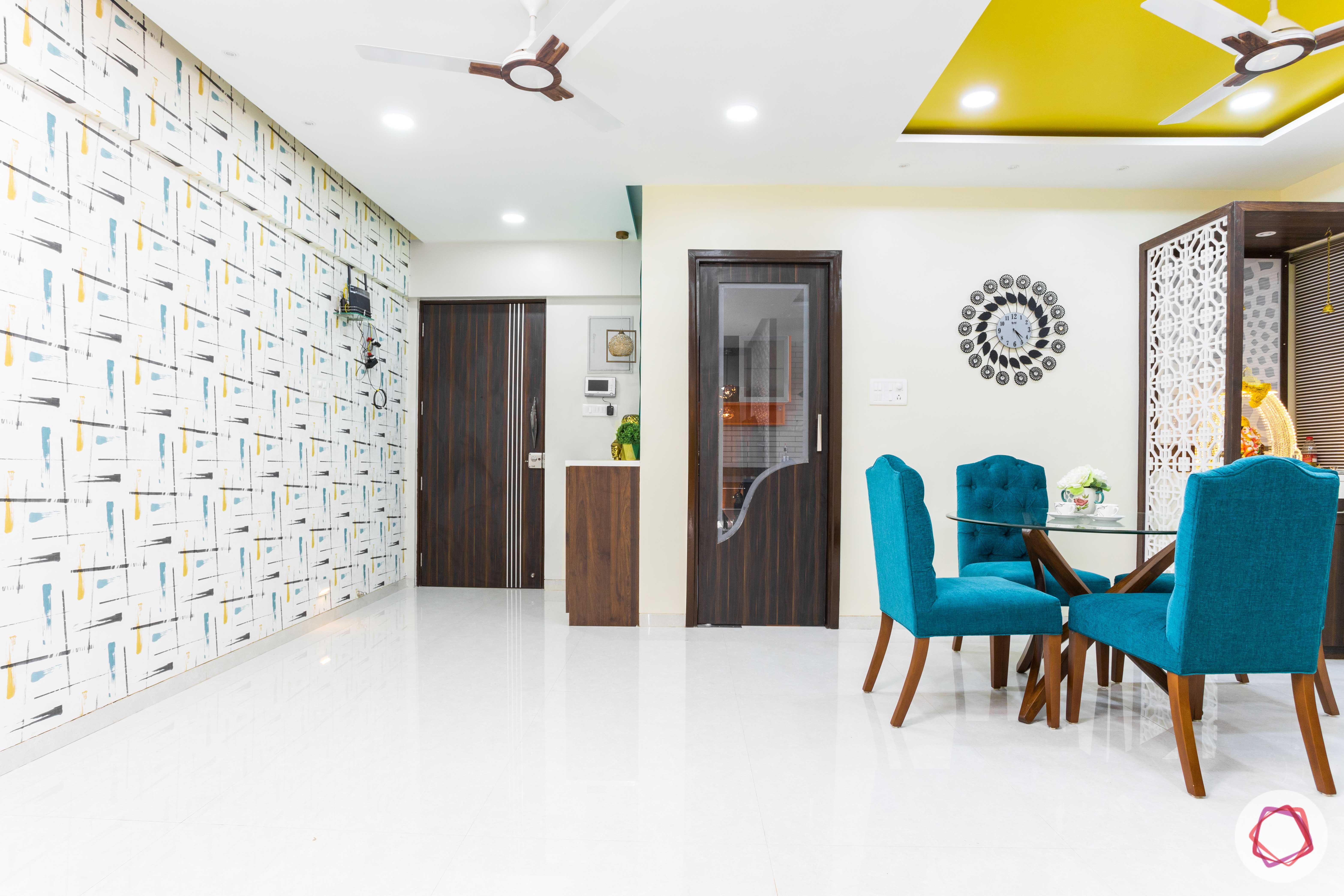 livspace mumbai-3-bhk-in-mumbai-entryway-dining-room