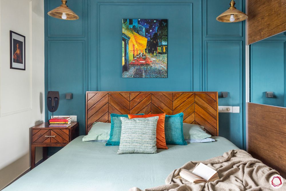 sobha-aspire-master-bedroom-wooden-bed-wall-art