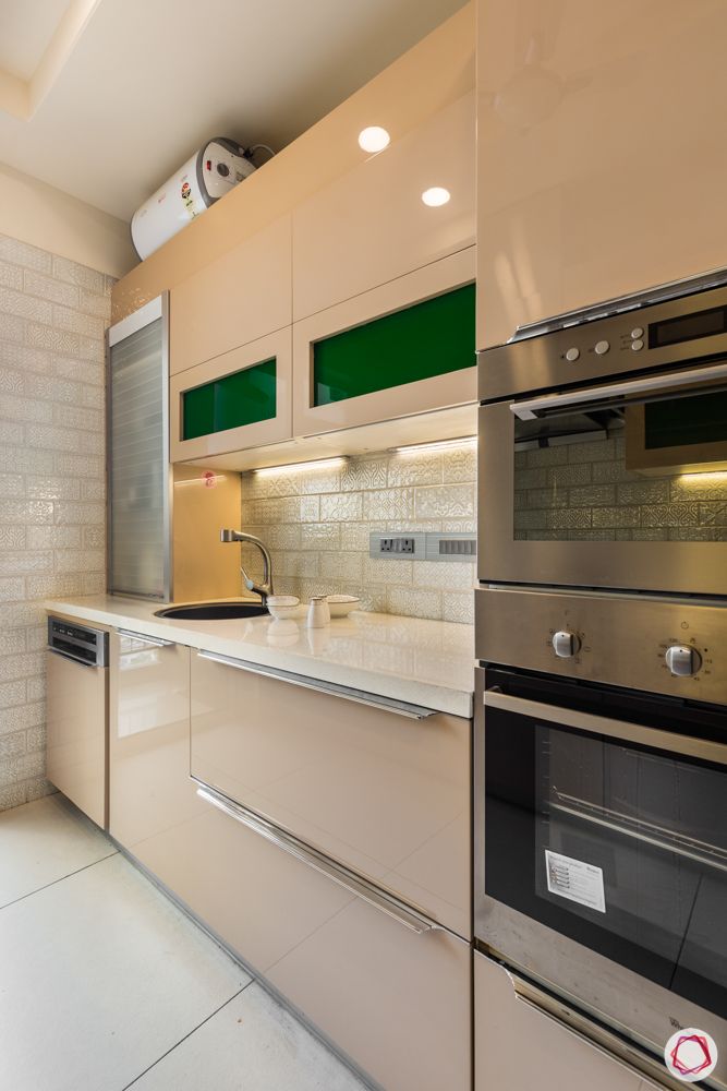 DLF-capital-greens-kitchen-vastu-green-beige-roller-shutter