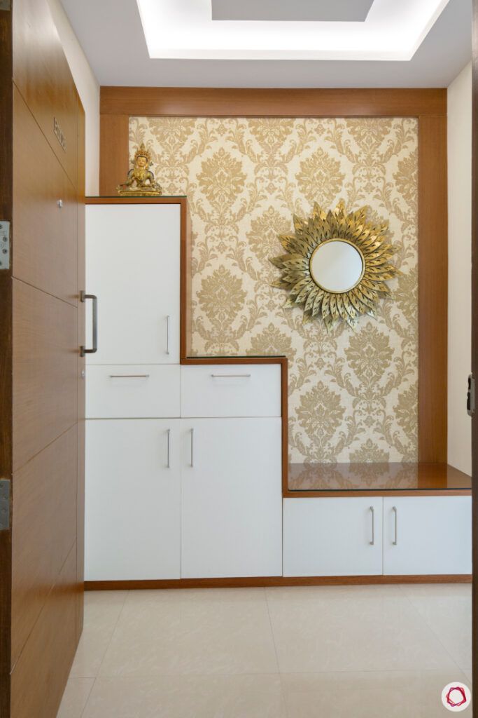 pinterest-images-foyer-entryway-wallpaper-statement mirror