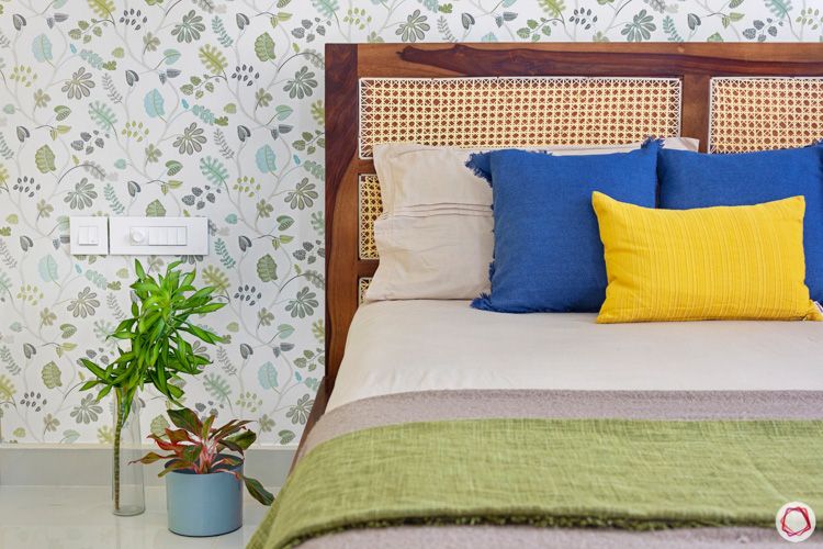 Shriram Chirping Woods-bedroom-wood-bed-wallpaper-floral