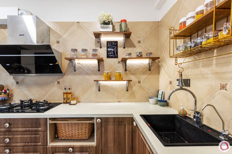 home-decor-trends-2020-open-kitchen-shelves
