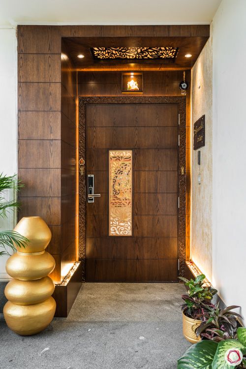 4 bhk flat-doorway-jaali-lighting-external entryway