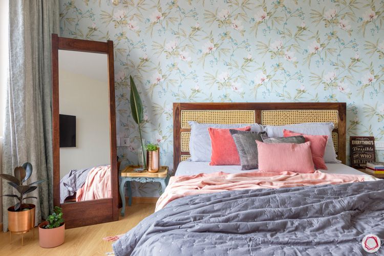 bangalore-home-design-bedroom-floral-wallpaper-standing-mirror