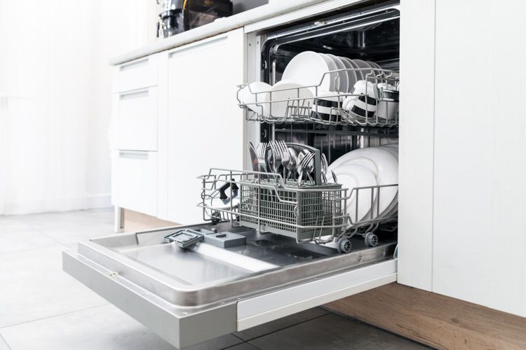 kitchen-appliances-dishwasher