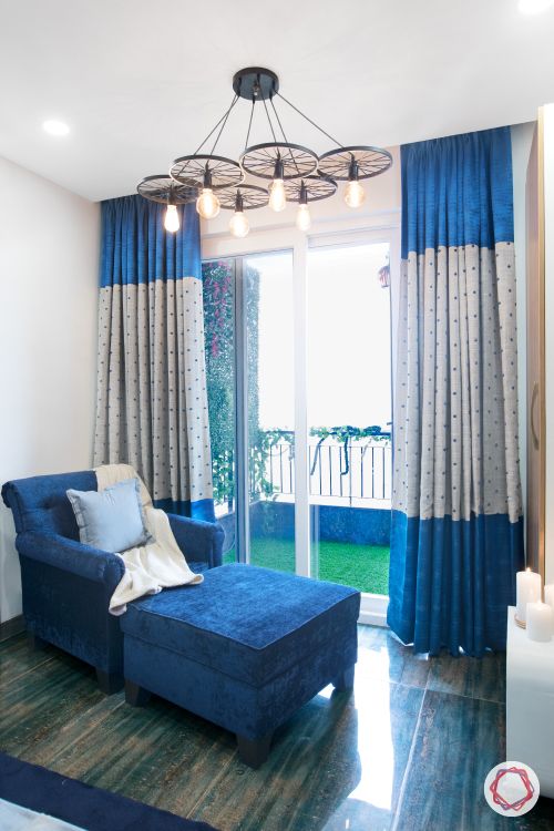 blue curtain designs-velvet curtains-blue sofa designs