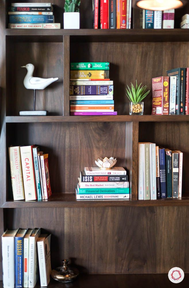 how-to-decorate-home-in-low-budget-bookshelves