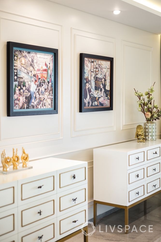 Rooms With Chair Rail Molding / Chair Rail Molding The Painting And Trim Experts / A blue powder room wall is accented with a blue chair rail is finished with white and blue mosaic tiles, as a window is located above a marble vanity top completed with an antique brass vintage faucet.