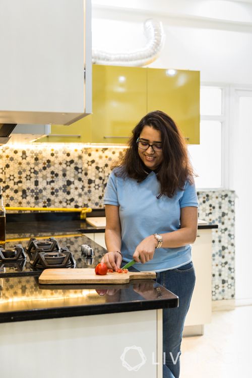 livspace modular kitchen-kitchen counter