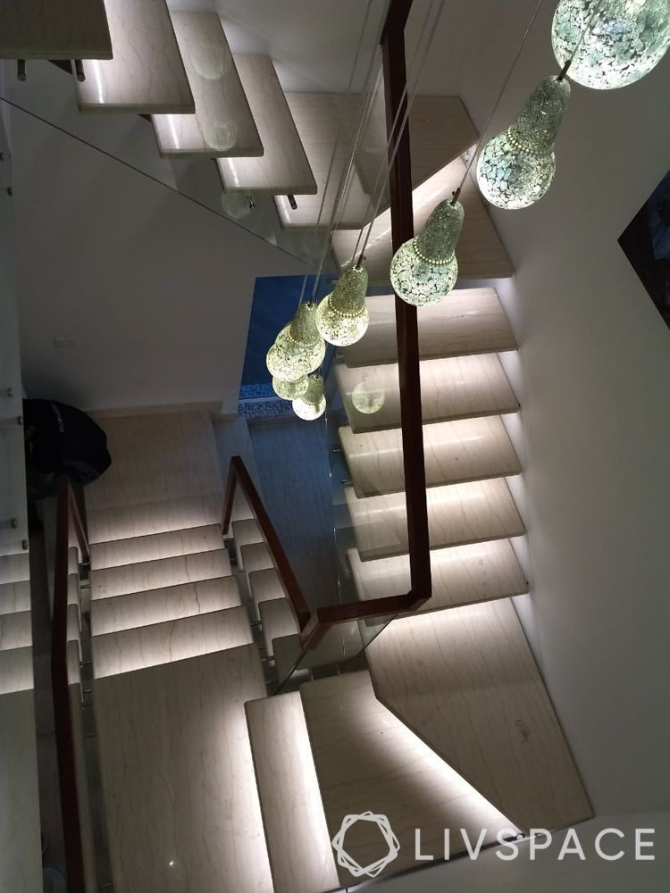 cove-lighting-stairway
